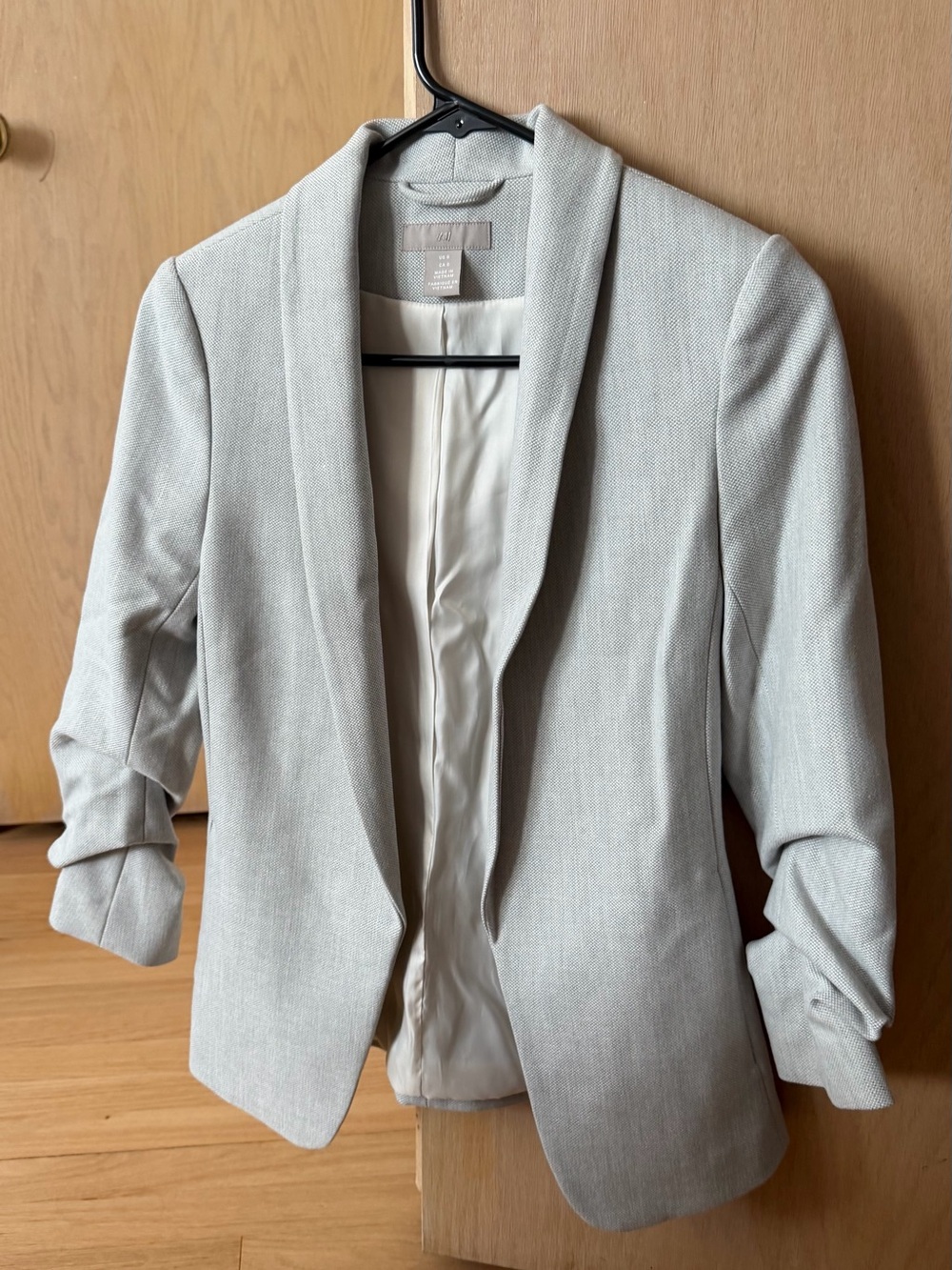 H&M Light Gray Shawl Collar Blazer